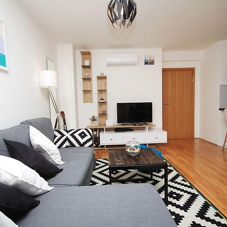 Apartman Ela Makarska Ngoại thất bức ảnh